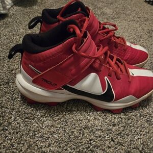 Nike Trout baseball cleats. Red. Size 6Y.